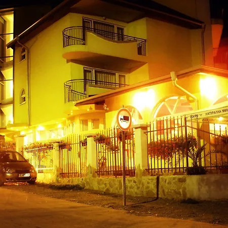 Family Atlas Hotel